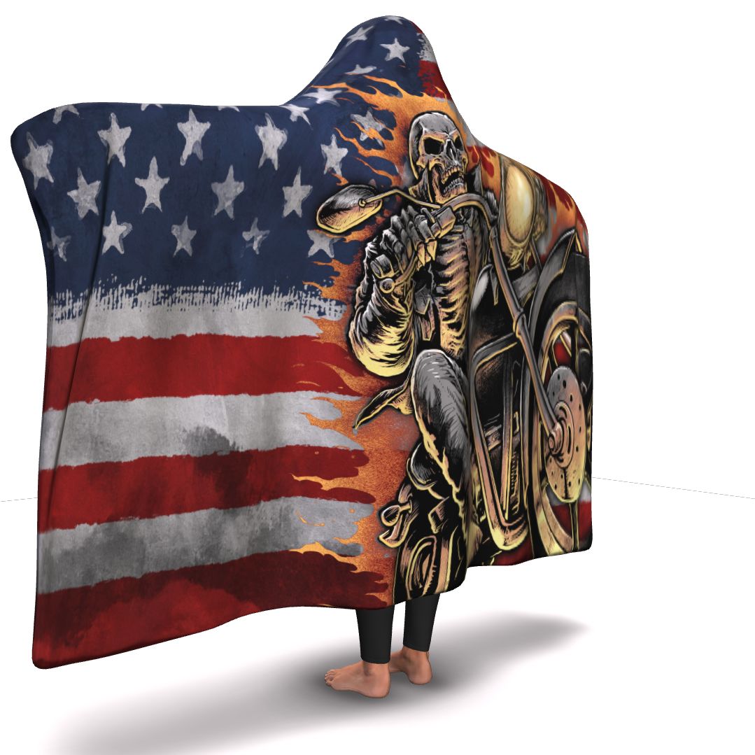 MODERN HOODED BLANKET