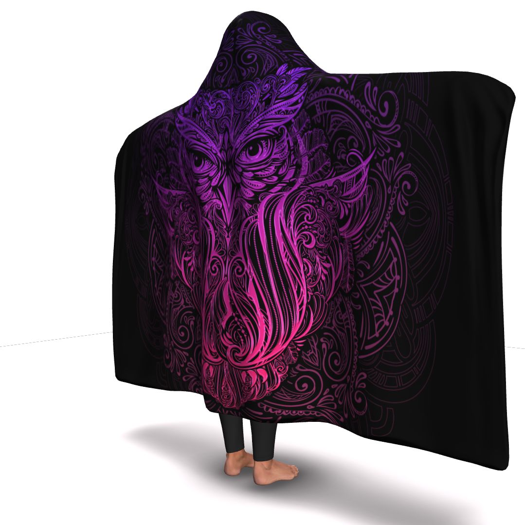MODERN HOODED BLANKET