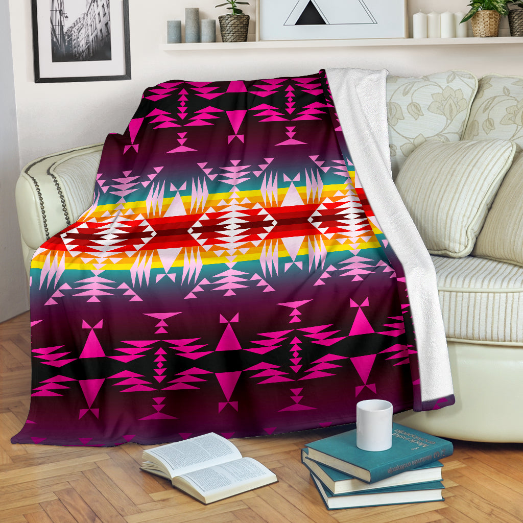 Between the Appalachian Mountains Blanket - Modern Style