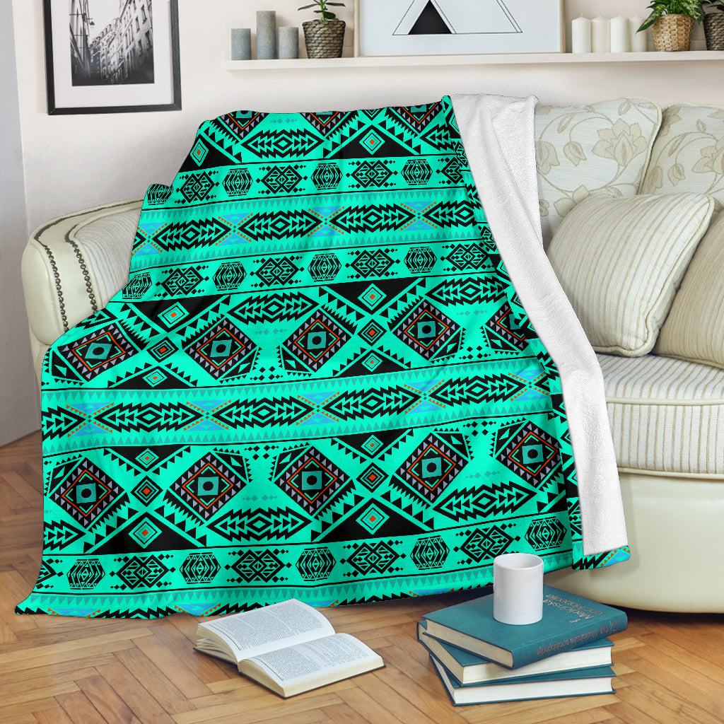 California Coast Big Seas Blanket - Modern Style