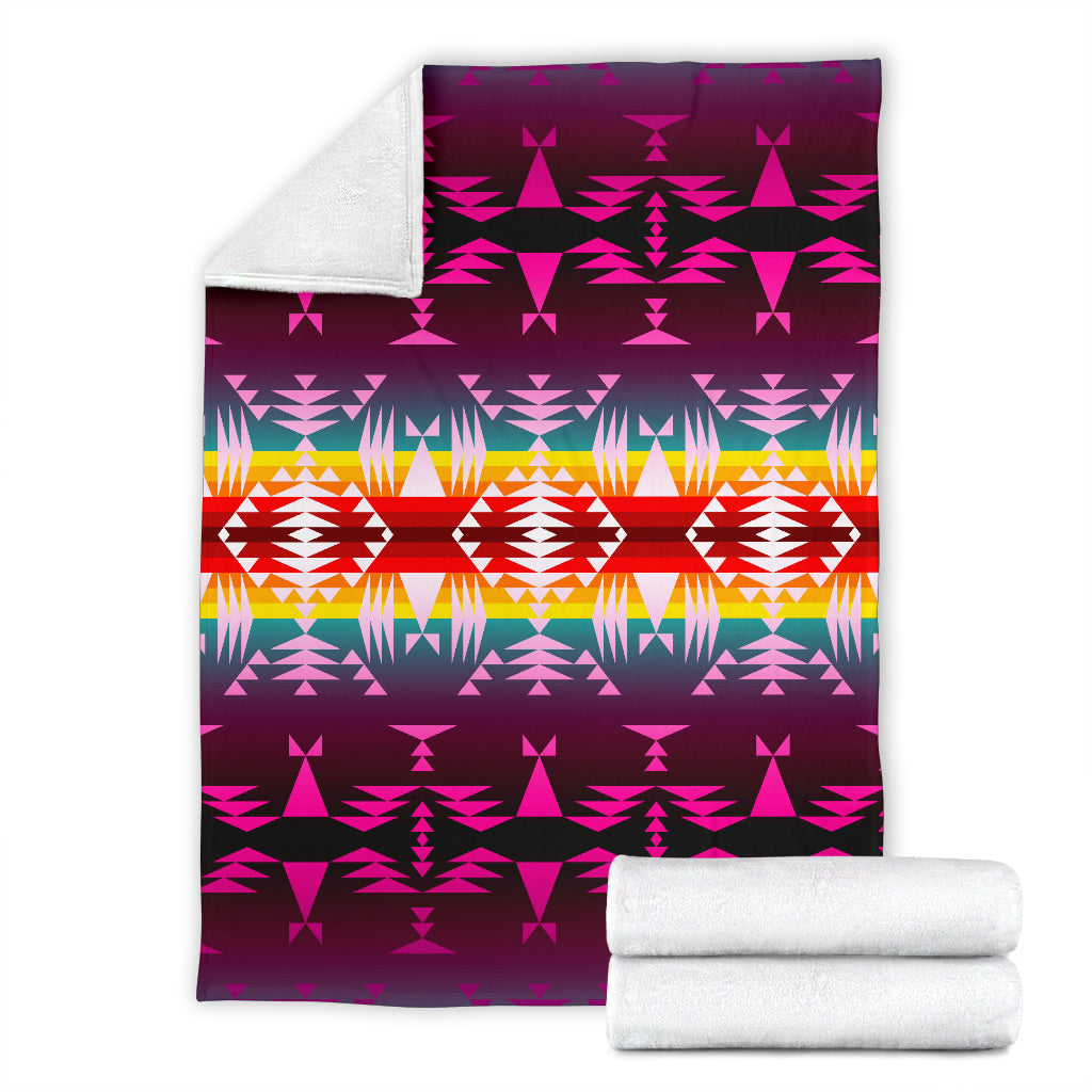 Between the Appalachian Mountains Blanket - Modern Style